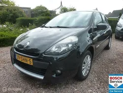 Zwart Gebruikt 2011 Renault Clio II Authentique Hatchback | € 4.750 (Duur)