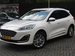 Wit Gebruikt 2022 Ford Kuga Vignale SUV | € 30.995 (Eerlijke prijs)