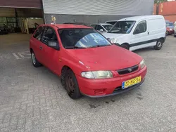 Rood Gebruikt 1999 Mazda 323 Hatchback | € 1.690 (Iets duurder)