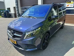Blauw Gebruikt 2023 Mercedes V300 AMG MPV | € 61.950 (Goede deal)