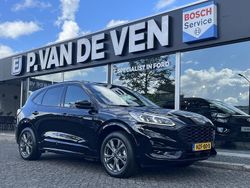 Zwart Gebruikt 2023 Ford Kuga ST-Line X SUV | € 33.450 (Iets duurder)