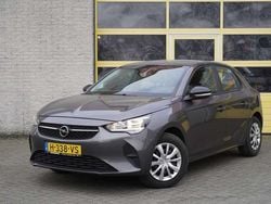 Grijs, metallic lak Gebruikt 2020 Opel Corsa Edition Hatchback | € 10.250 (Goede deal)