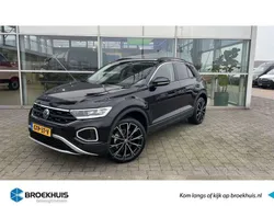 Zwart Gebruikt 2025 VW T-Roc Edition SUV | € 35.425 (Duur)