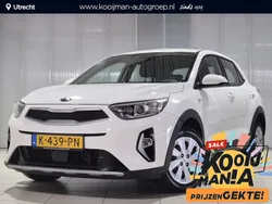 (ud) clear white s Gebruikt 2021 Kia Stonic Comfort SUV | € 16.950 (Eerlijke prijs)
