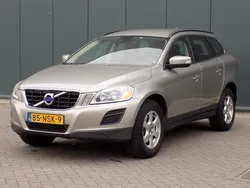 Grijs Gebruikt 2010 Volvo XC60 Kinetic SUV | € 12.500 (Eerlijke prijs)