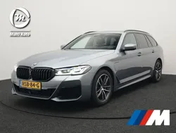 Grijs Gebruikt 2021 BMW 530 Executive Stationwagen | € 36.840 (Goede deal)
