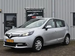 Grijs Gebruikt 2014 Renault Scénic III Expression MPV | € 6.950 (Goede deal)