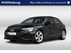 Zwart Gebruikt 2023 Audi A3 Sportback Design Hatchback | € 28.950 (Eerlijke prijs)