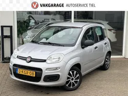 Grijs, metallic lak Gebruikt 2013 Fiat Panda Pop Hatchback | € 4.400 (Eerlijke prijs)