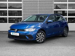 Blauw Gebruikt 2023 VW Polo Life Hatchback | € 21.445 (Eerlijke prijs)