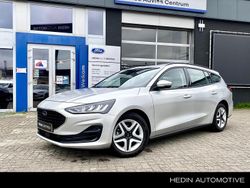 Grijs, metallic lak Gebruikt 2022 Ford Focus Stationwagen | € 18.945 (Iets duurder)