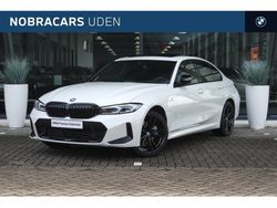 Mineralweiss (licht wit metallic) Gebruikt 2024 BMW 320e Comfort Edition Sedan | € 42.850 (Eerlijke prijs)