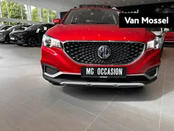 Rood Gebruikt 2019 MG ZS Luxury Sedan | € 14.995 (Iets duurder)