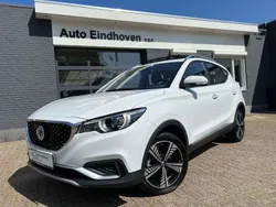 Wit Gebruikt 2019 MG ZS Luxury Sedan | € 16.995 (Iets duurder)