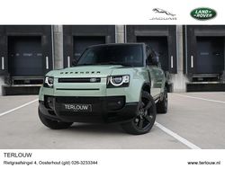 Groen Gebruikt 2023 Land Rover Defender SUV | € 97.995