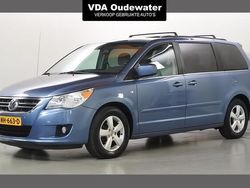 Blauw Gebruikt 2011 VW Routan SEL Van | € 7.900