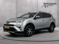 Grijs Gebruikt 2017 Toyota RAV4 Hybrid Style SUV | € 21.400 (Iets duurder)