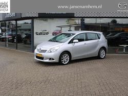 Grijs Gebruikt 2010 Toyota Verso Business Edition MPV | € 13.450 (Iets duurder)