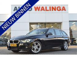 Zwart Gebruikt 2019 BMW 318 M Sport Stationwagen | € 18.900 (Eerlijke prijs)