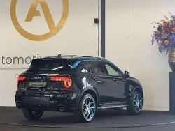 Zwart Gebruikt 2023 Lynk & Co 01 SUV | € 25.695 (Goede deal)