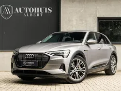 Grijs, metallic lak Gebruikt 2020 Audi e-tron Competition SUV | € 30.950 (Eerlijke prijs)