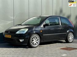 Zwart Gebruikt 2005 Ford Fiesta Futura Hatchback | € 1.640 (Eerlijke prijs)
