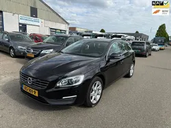 Zwart Gebruikt 2016 Volvo V60 Stationwagen | € 7.500 (Eerlijke prijs)