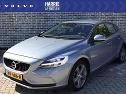 Blauw, metallic lak Gebruikt 2016 Volvo V40 Stationwagen | € 15.899 (Eerlijke prijs)