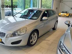 Grijs Gebruikt 2011 Volvo V60 Momentum Stationwagen | € 7.950 (Eerlijke prijs)