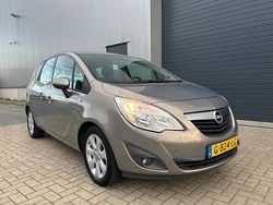 Grijs (metallic) Gebruikt 2010 Opel Meriva Edition MPV | € 3.599 (Goede deal)