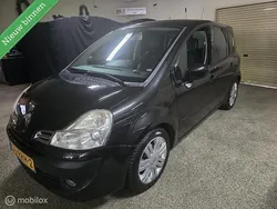 Zwart Gebruikt 2011 Renault Modus Night&Day MPV | € 3.495 (Iets duurder)