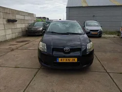 Zwart Gebruikt 2007 Toyota Auris Luna Hatchback | € 1.250
