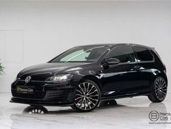 Zwart Gebruikt 2016 VW Golf VII Sedan | € 18.900