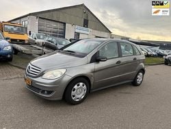 Grijs Gebruikt 2005 Mercedes B170 MPV | € 1.950 (Eerlijke prijs)