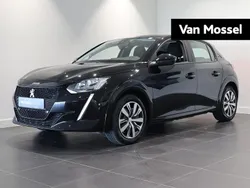 Zwart Gebruikt 2021 Peugeot e-208 Active Hatchback | € 14.400 (Super prijs)