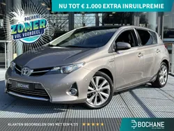 Grijs Gebruikt 2015 Toyota Auris Hybrid Executive Hatchback | € 15.045 (Eerlijke prijs)