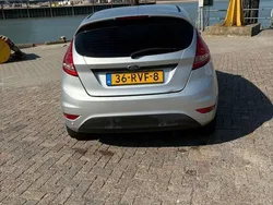 Grijs Gebruikt 2011 Ford Fiesta Hatchback | € 1.750 (Goede deal)