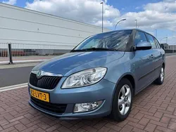 Blauw Gebruikt 2010 Skoda Fabia Stationwagen | € 1.999 (Eerlijke prijs)