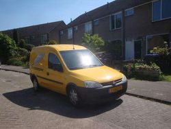 Geel Gebruikt 2011 Opel Combo MPV | € 2.000 (Iets duurder)