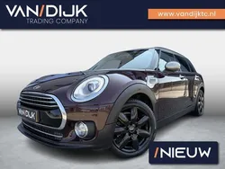 Rood Gebruikt 2016 Mini Cooper Clubman Business Stationwagen | € 15.940 (Eerlijke prijs)