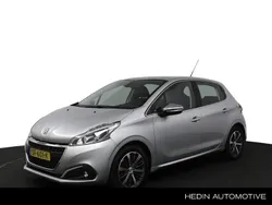 Grijs Gebruikt 2018 Peugeot 208 Allure Hatchback | € 12.425 (Eerlijke prijs)