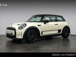 Wit Gebruikt 2021 Mini Cooper Business Hatchback | € 25.880