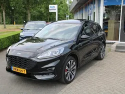 Zwart Gebruikt 2022 Ford Kuga ST-Line X SUV | € 32.750 (Iets duurder)
