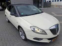 Wit Gebruikt 2009 Lancia Delta Hatchback | € 2.499 (Duur)