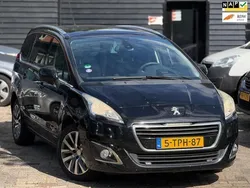 Zwart Gebruikt 2014 Peugeot 5008 MPV | € 4.999 (Eerlijke prijs)