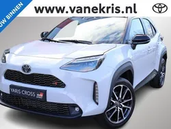 Grijs, metallic lak Nieuw 2025 Toyota Yaris Cross Sport SUV | € 40.995 (Duur)