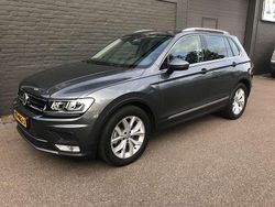 Blauw Gebruikt 2017 VW Tiguan Highline SUV | € 22.000 (Eerlijke prijs)