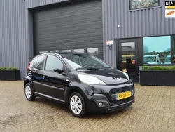 Zwart Gebruikt 2012 Peugeot 107 Active Hatchback | € 3.950 (Eerlijke prijs)