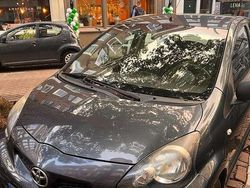 Grijs Gebruikt 2011 Toyota Aygo Hatchback | € 2.900 (Eerlijke prijs)