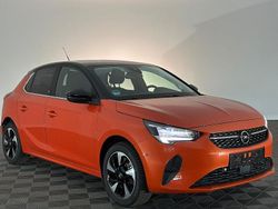 Oranje Gebruikt 2023 Opel Corsa-e Elegance Hatchback | € 17.990 (Eerlijke prijs)